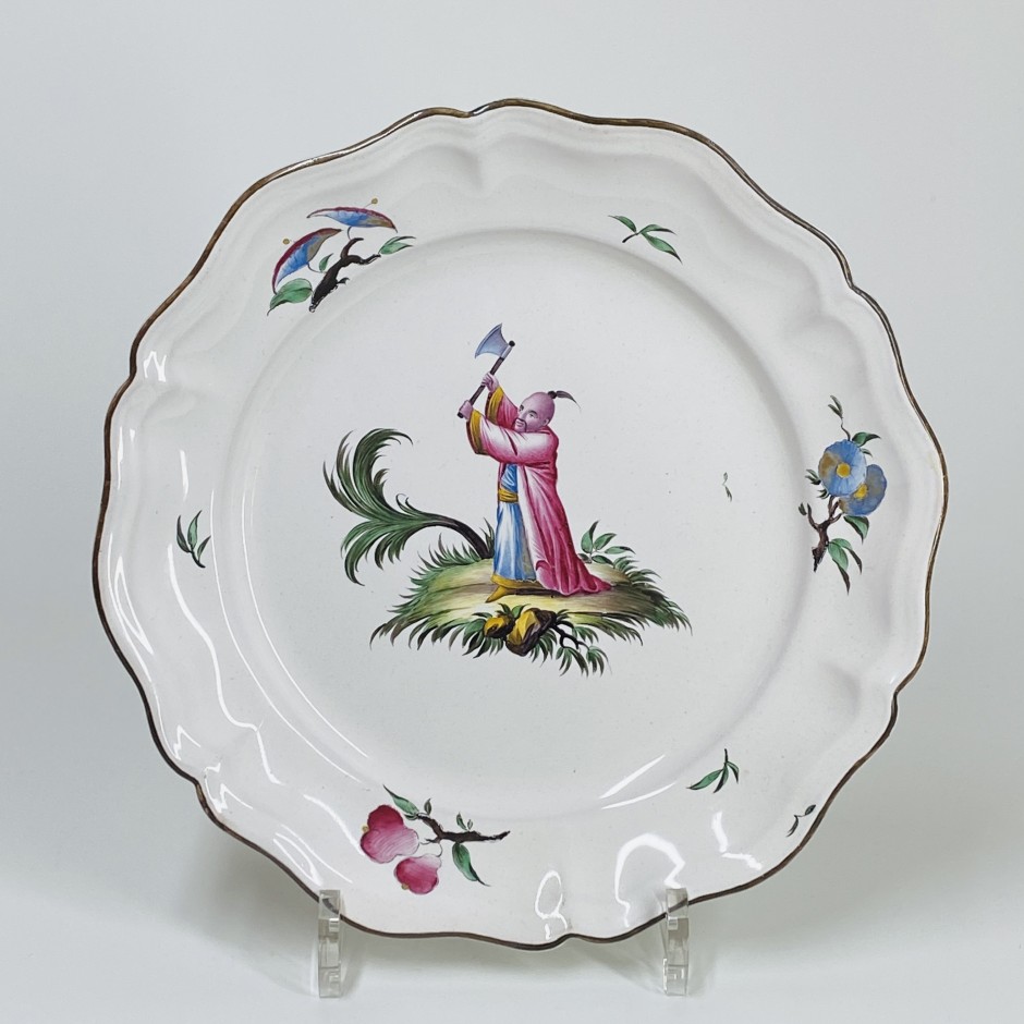Strasbourg earthenware plate decorated with a Chinese - Eighteenth century - SOLD