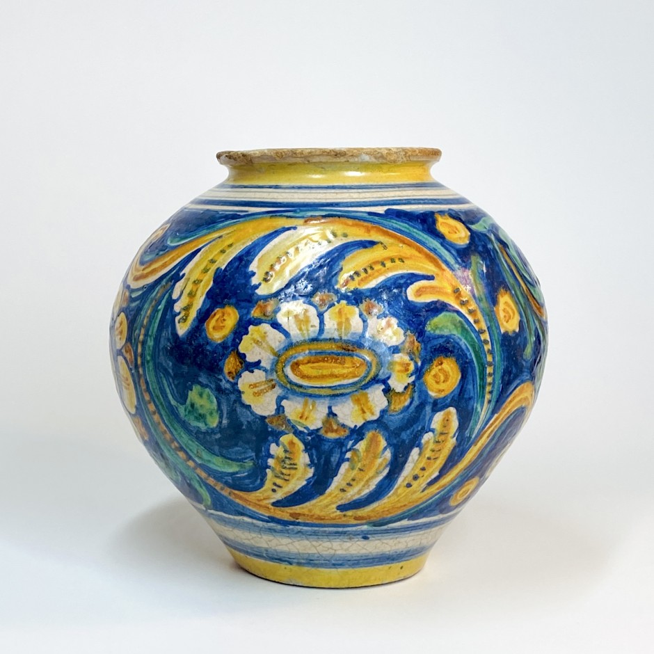 Gerace majolica ball vase with floral decoration - Eighteenth century - SOLD