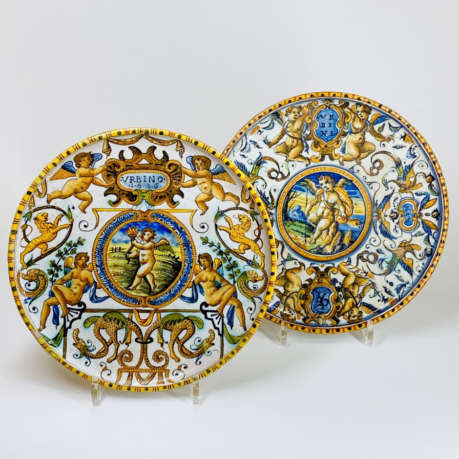 Two Urbino majolica tazzas - Seventeenth century (1638 and 1646)