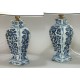 Chine - Paire de vases en porcelaine montés en lampe - Époque Kang'xi