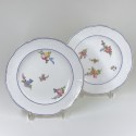 Sèvres - Deux assiettes à décor de bouquets de fleurs - XVIIIe siècle - VENDU