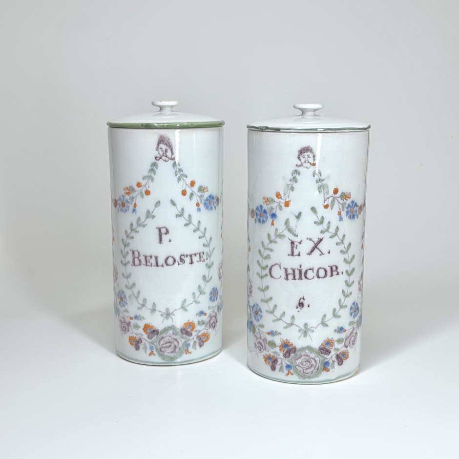 Pair of pharmacy jars from Bordeaux or its region - End of the eighteenth century