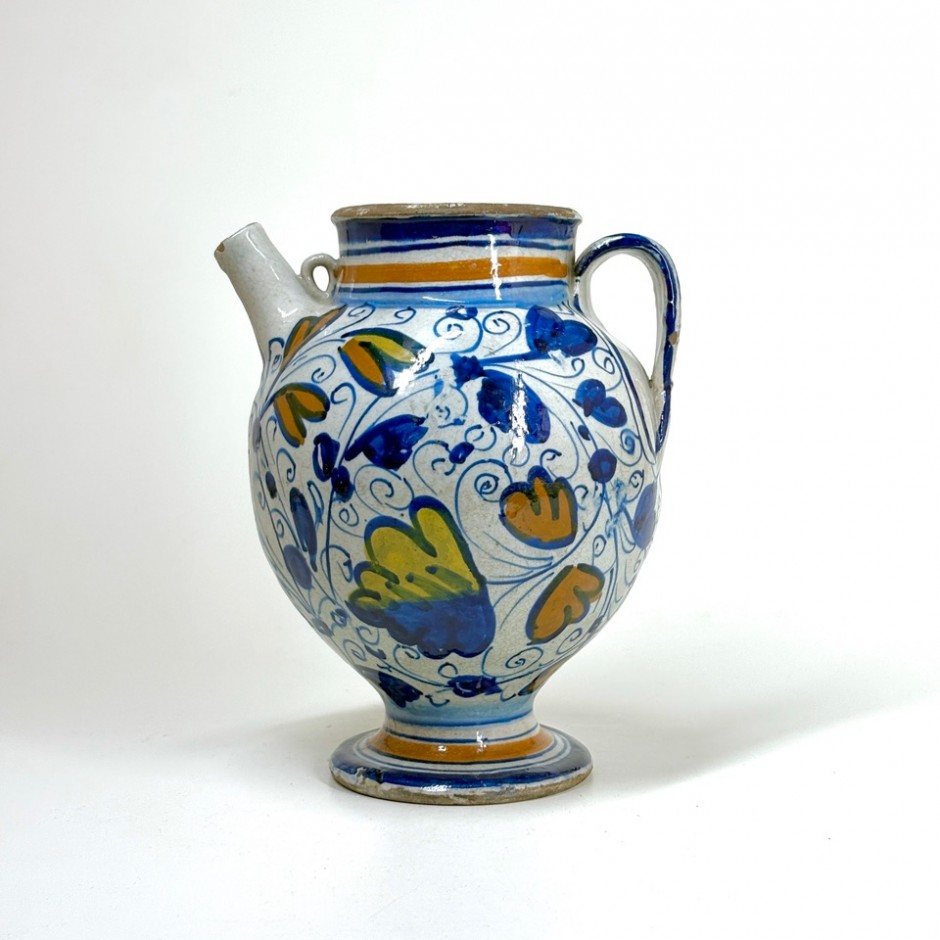 Lyon majolica pharmacy jug - End of the 16th century
