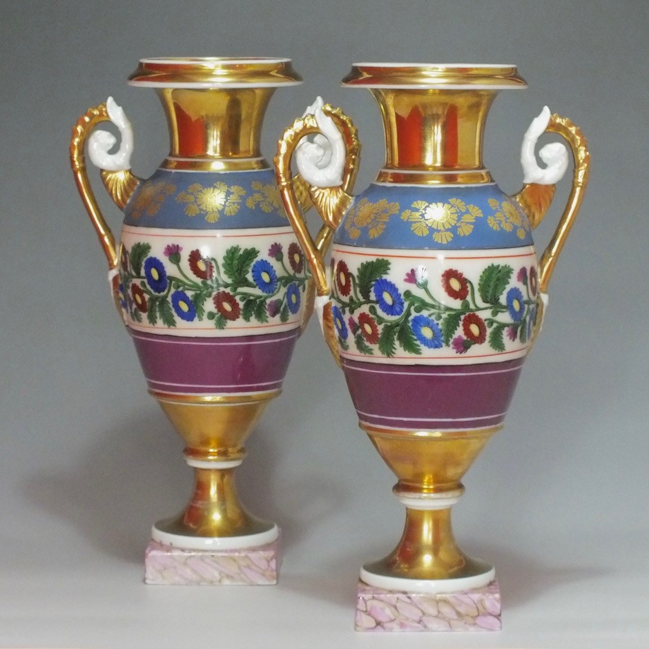 Paris - A pair of cashmere decor vases - Restoration period - 1820