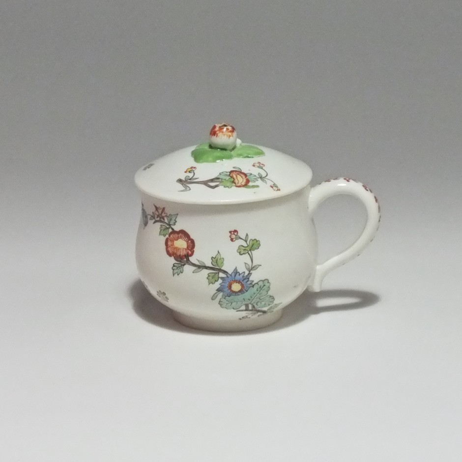 Chantilly - decor juice jug Kakiemon - eighteenth century (2)