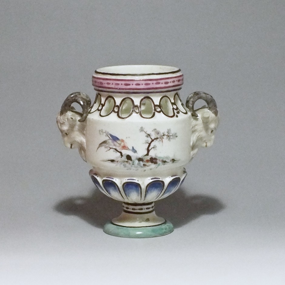 Sceaux (Paris) - Vase pot pourri soft paste - eighteenth century - SOLD