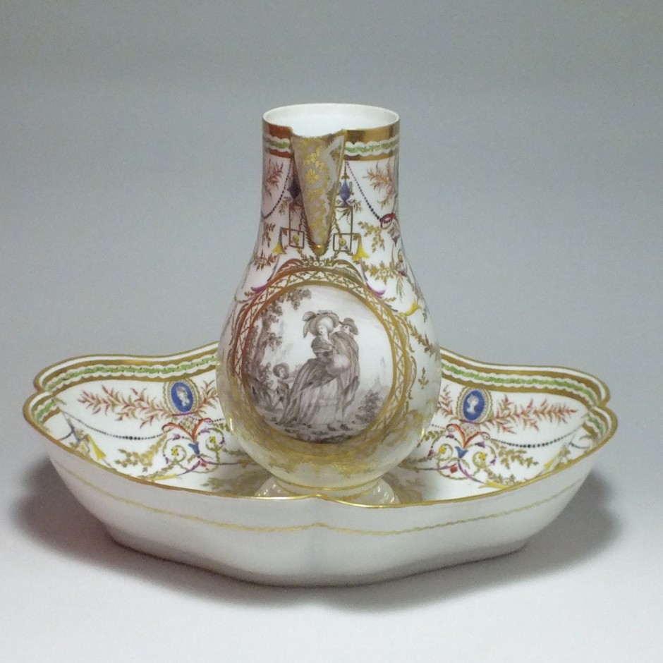 Paris or Bordeaux - Ewer and its basin - eighteenth century