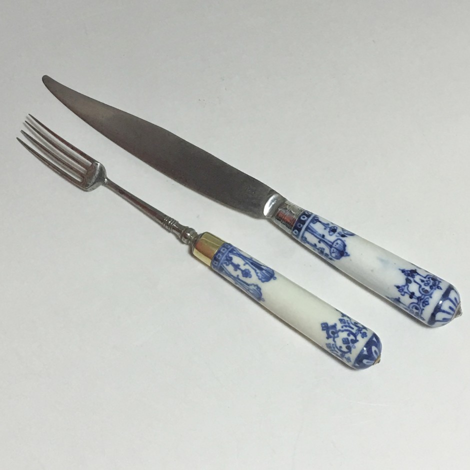 Knife and fork in soft porcelain of Saint-Cloud - eighteenth century