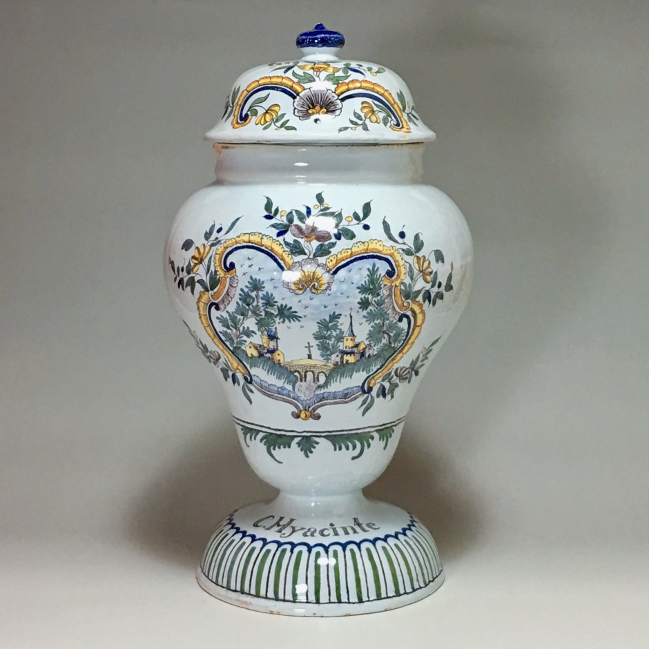 Moulins - Large vase covered with pharmacy - eighteenth century - SOLD