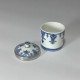 Pot à fard en porcelaine tendre de Saint-cloud - Début du XVIIIe siècle