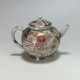 Japan porcelain teapot with Imari decoration - early eighteenth century