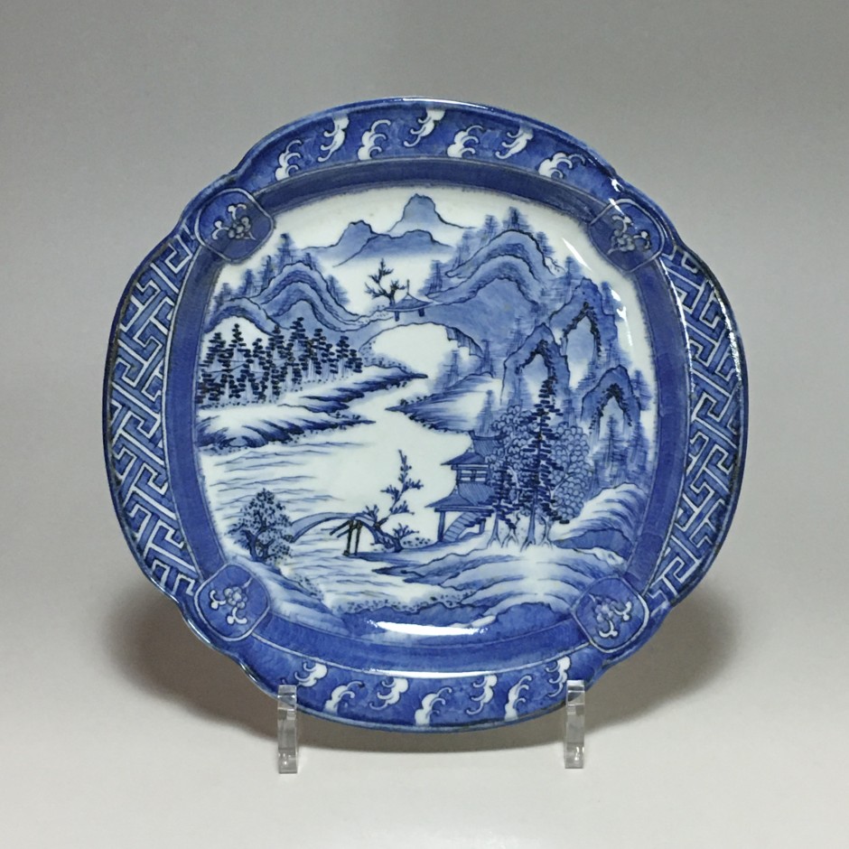 Assiette en porcelaine du Japon – Époque Edo – début du XIXe siècle