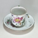Strasbourg - Cup and saucer decorated with fine flowers - Joseph Hannong - Eighteenth century - SOLD