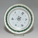 Paris – Assiette en porcelaine - Manufacture du petit carousel  - XVIIIe siècle (1) - VENDU