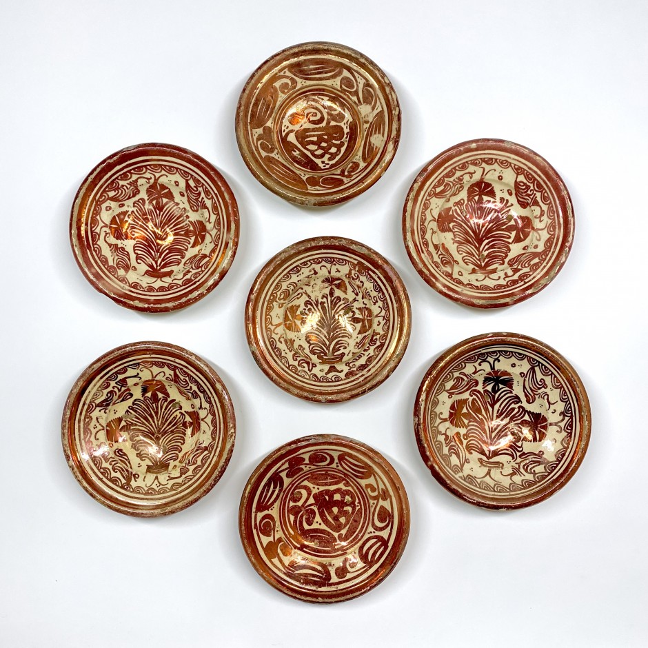 Hispano Moorish - 7 small cuts ceramic luster - eighteenth century - SOLD