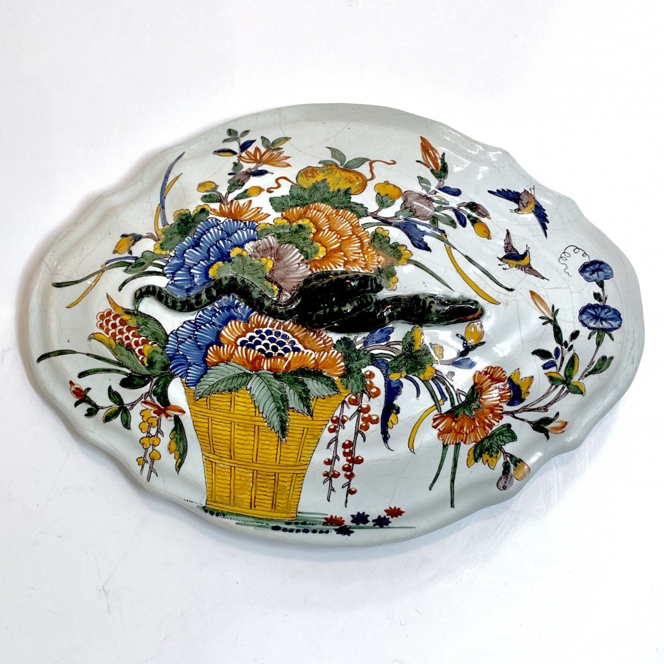Sinceny - Lid decorated with a basket of flowers - Eighteenth century - SOLD