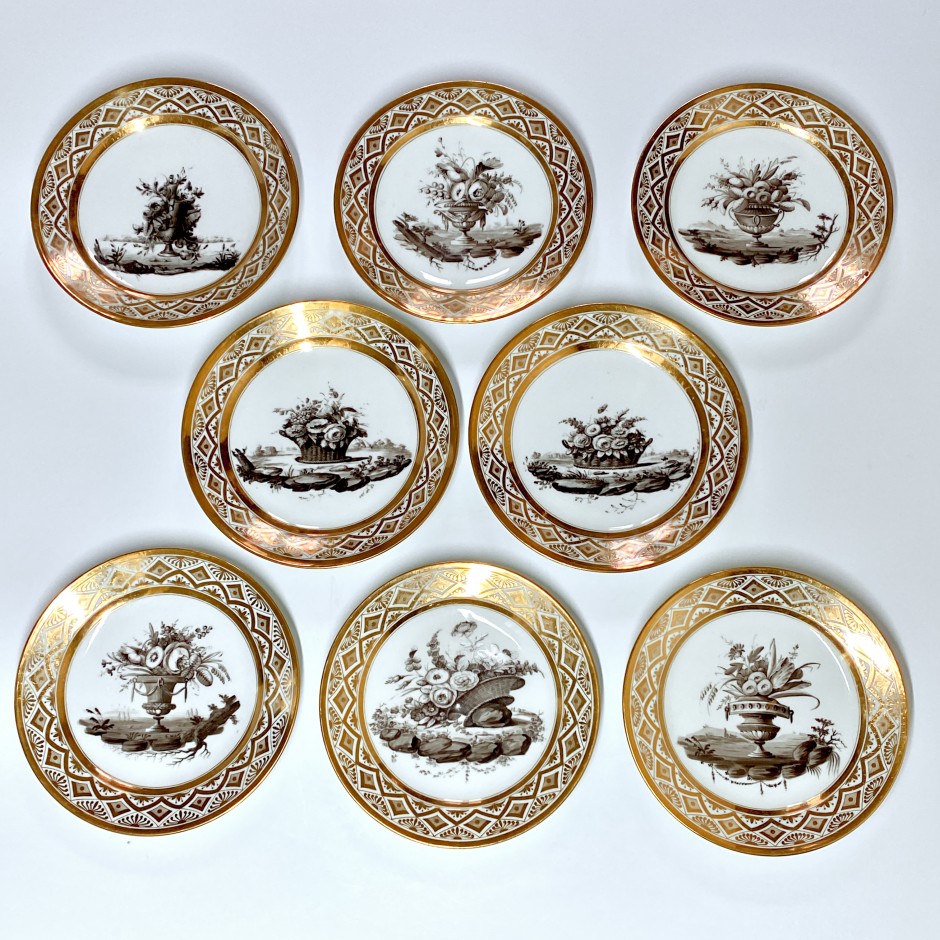 Série de huit assiettes décorées en grisaille - Paris - Pouyat & Russinger - Époque Directoire - VENDU