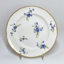 Sèvres - Assiette en porcelaine tendre décorée aux barbeaux - XVIIIe siècle -  VENDU