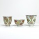 Kütahya - Deux gobelets et une tasse à décor polychrome stylisé -  XVIIIe siècle