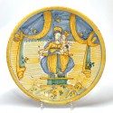 Deruta - Plat en majolique décoré de la vierge à l'enfant - XVIIe siècle - VENDU