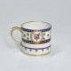 Tasse mignonnette en porcelaine tendre de Sèvres - XVIIIe siècle