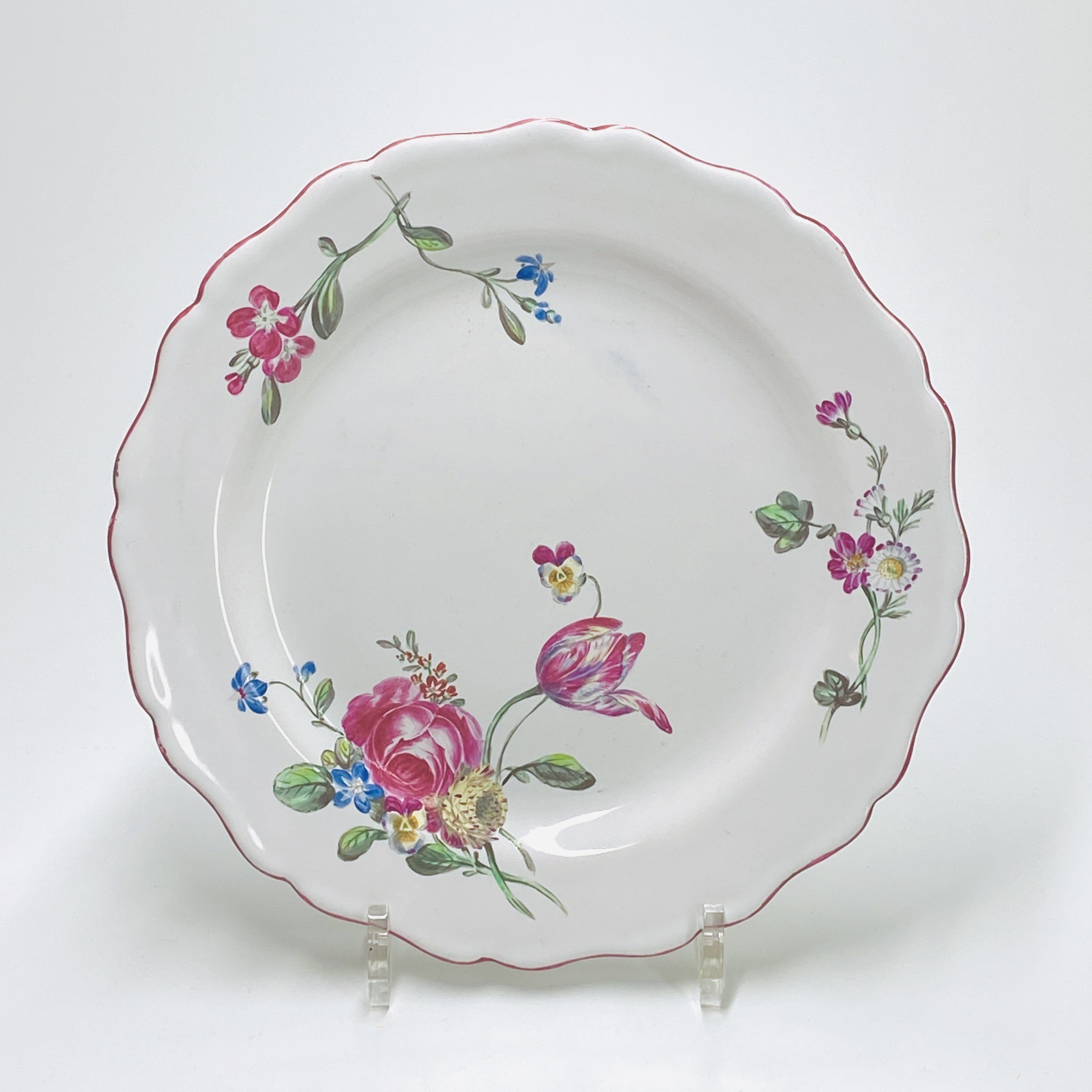 MEISSEN assiette en porcelaine décor polychrome de fleurs XVIIIème siècle 