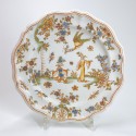 Assiette en faïence de Lyon à décor aux chinois - XVIIIe siècle - VENDU