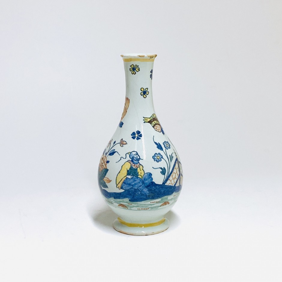 Sinceny - Vase decorated in Chinese - eighteenth century - SOLD