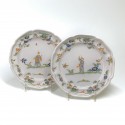 Lyon - Pair of plates decorated with characters dressed in the Oriental style - Eighteenth century
