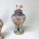 Garniture en porcelaine du Japon à décor Imari - Arita - Début du XVIIIe siècle
