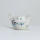 Chantilly - Soft porcelain teapot with Kakiemon decoration - Circa 1740